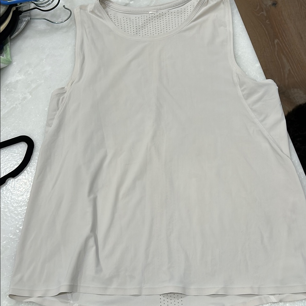 Women's Cream Sleeveless Lululemon workout Top